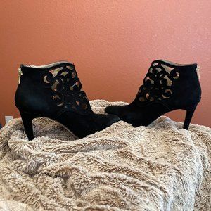 Adrienne Vittadini Nidia Suede Black Ankle Bootie - Size 8.5